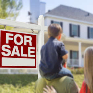 homebuyers looking at a new home